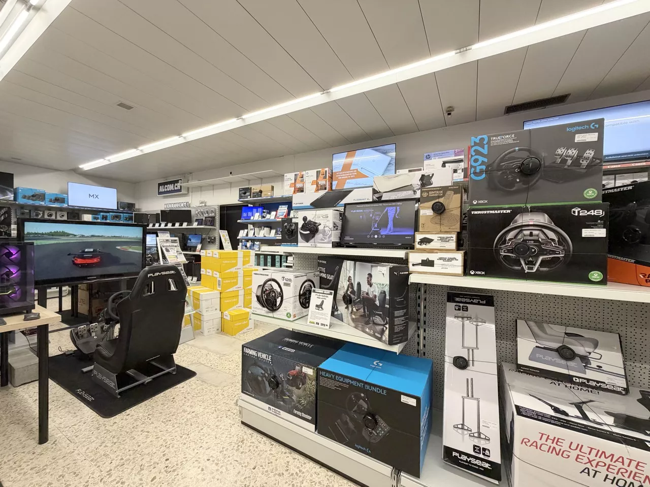 Ladenbilder ALCOM Electronics Lachen